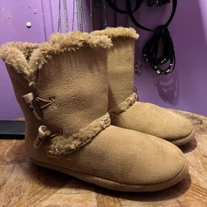 Cozy Tan Suede Boots with Faux Fur Trim
